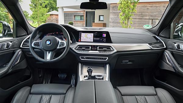 Новые изображения BMW X6 (G06)